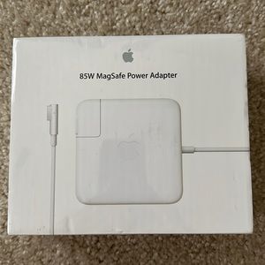 MacBook Pro charger